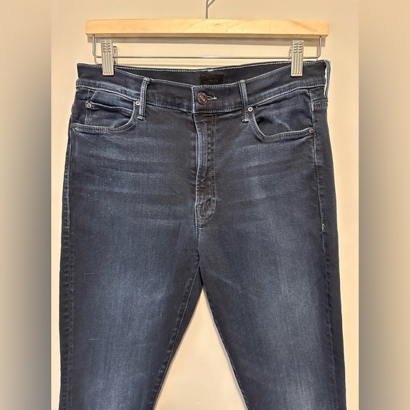MOTHER The Stunner Zip Two Step Fray Last Call Wash Women's Size 30 - Picture 3 of 12